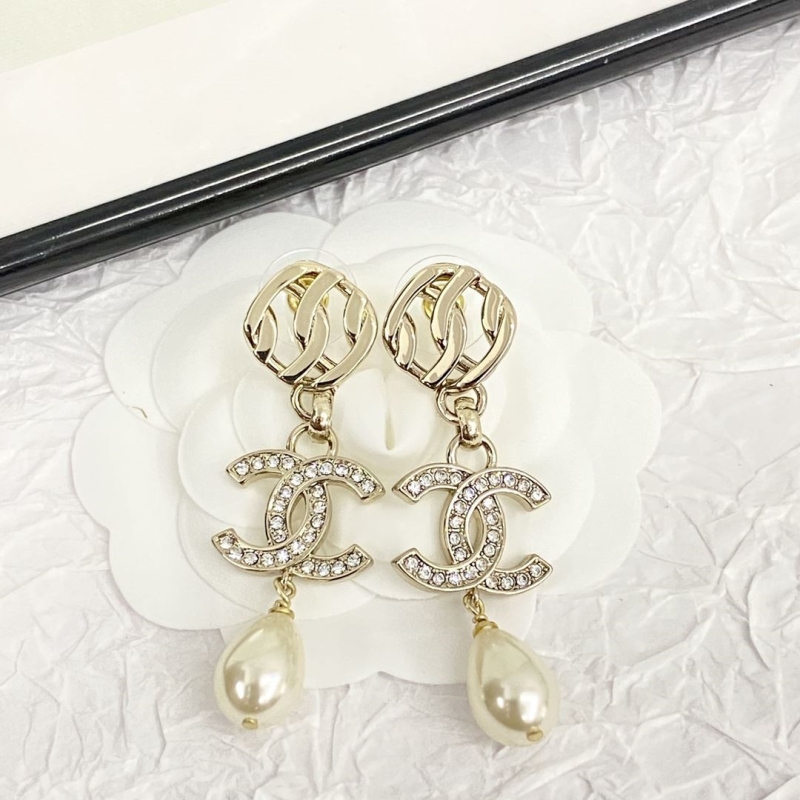 Ba*len*cia*ga earrings